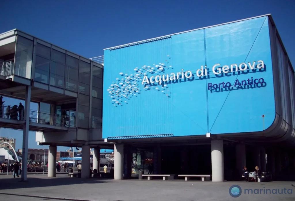 el edificio del Acuario de Génova visto desde el paseo del Porto Antico